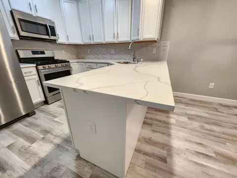 8409 Oak Ave, Gary, IN 46403 photo 10