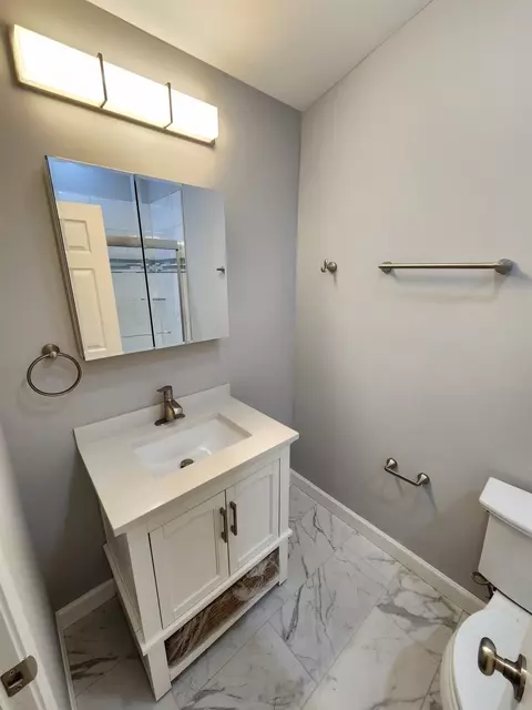 8409 Oak Ave, Gary, IN 46403 photo 15
