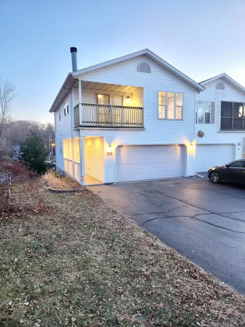 8409 Oak Ave, Gary, IN 46403 photo 1