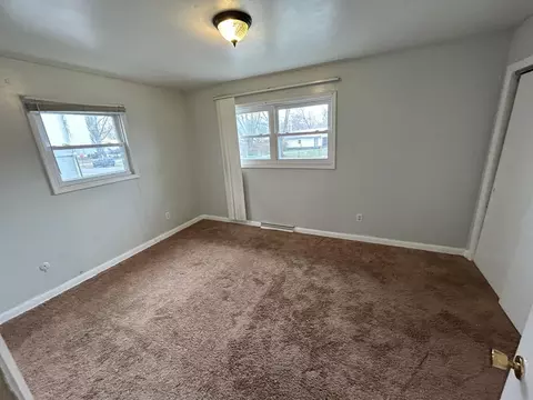 645 W Cass St, Gary, IN 46403 photo 8