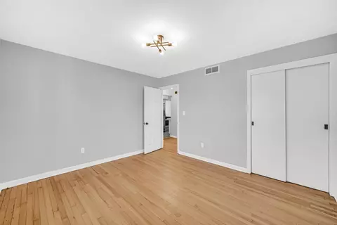 2000 Madison Ln, Gary, IN 46407 photo 14