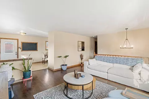 1412 N Elmer St, Griffith, IN 46319 photo 3