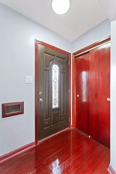 Entry Way - 311 Gostlin St, Hammond, IN 46327 photo 2 of 3