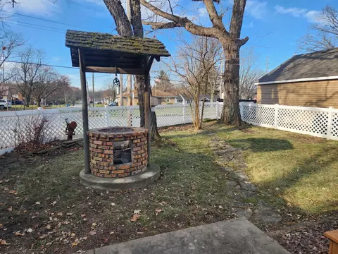 2422 Andrew Dr, Dyer, IN 46311 photo 14