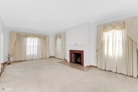610 Taft St, Gary, IN 46404 photo 2