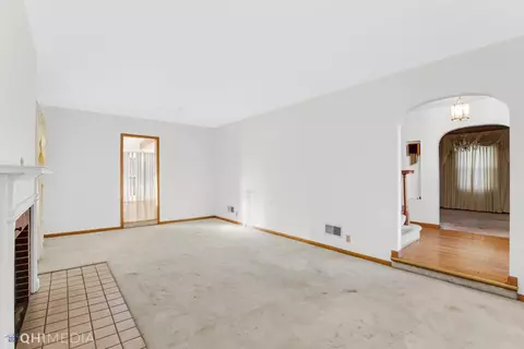 610 Taft St, Gary, IN 46404 photo 3