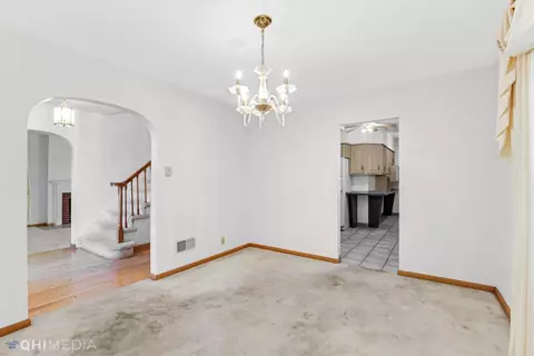 610 Taft St, Gary, IN 46404 photo 4