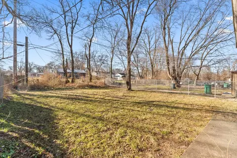 5147 E 10th Ave, Gary, IN 46403 photo 10