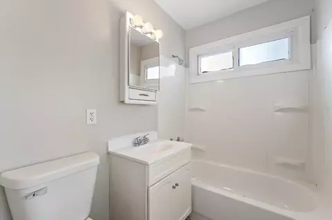 5147 E 10th Ave, Gary, IN 46403 photo 7