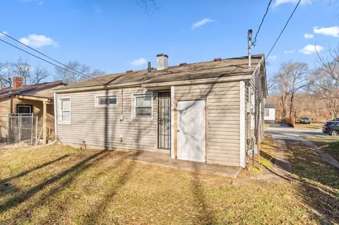 5147 E 10th Ave, Gary, IN 46403 photo 11