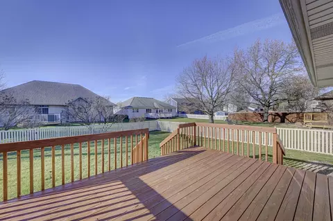 626 Heather Ct, Griffith, IN 46319 photo 3