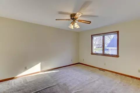 626 Heather Ct, Griffith, IN 46319 photo 13