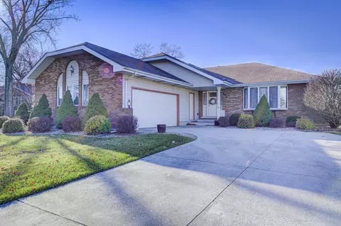 626 Heather Ct, Griffith, IN 46319 photo 1