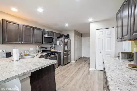 11185 Vermont Cir, Crown Point, IN 46307 photo 7