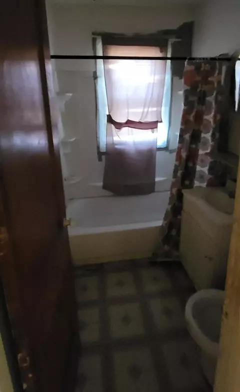 2338 Monroe St, Gary, IN 46407 photo 4