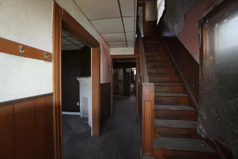 Entry Way - 540 Van Buren St, Gary, IN 46402 photo 1 of 5