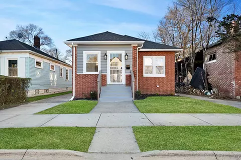 1326 Roosevelt Pl, Gary, IN 46404 photo 1