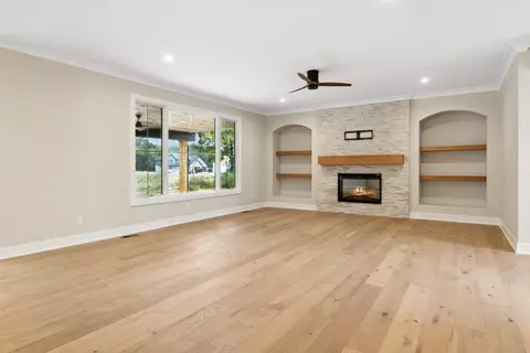 9460 Tall Grass Trl, Saint John, IN 46373 photo 16