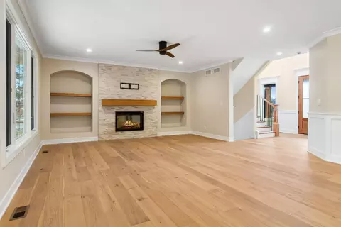 9460 Tall Grass Trl, Saint John, IN 46373 photo 8