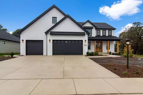 9460 Tall Grass Trl, Saint John, IN 46373 photo 2
