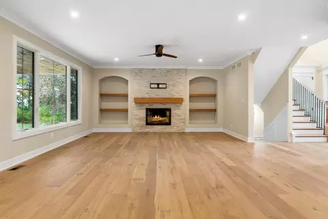 9460 Tall Grass Trl, Saint John, IN 46373 photo 7