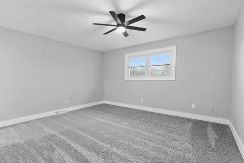 1663 Sunnyslope Dr, Crown Point, IN 46307 photo 22