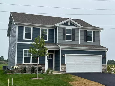 10577 Blaine St, Crown Point, IN 46373 photo 1