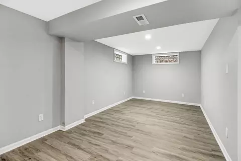 905 E Ridge Rd, Gary, IN 46409 photo 12