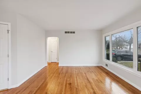 2067 Monroe Ln, Gary, IN 46407 photo 3
