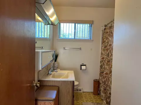 4126 E 6th Ave, Gary, IN 46403 photo 9