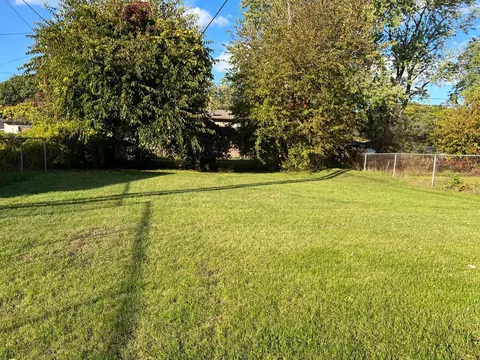 4126 E 6th Ave, Gary, IN 46403 photo 12