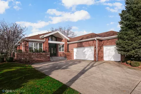 Exterior - 655 Morningside Dr, Crown Point, IN 46307 photo 1 of 4
