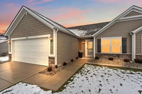 2952 Daintree Way, Valparaiso, IN 46385 photo 1
