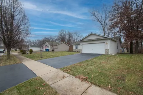 358 Marilyn Rd, Burns Harbor, IN 46304 photo 4