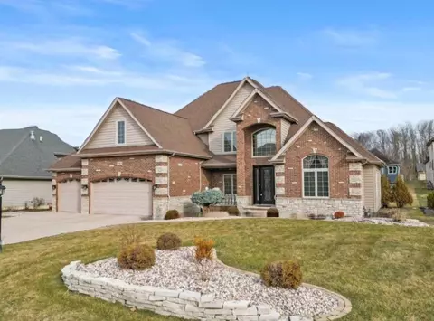 9310 Doubletree Dr, Crown Point, IN 46307 photo 1
