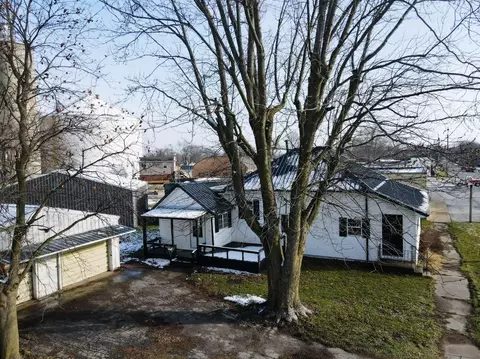 306 E State St, Morocco, IN 47963 photo 6