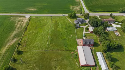 View/Area - 1504 E 153rd Ave, Crown Point, IN 46307 photo 5 of 24