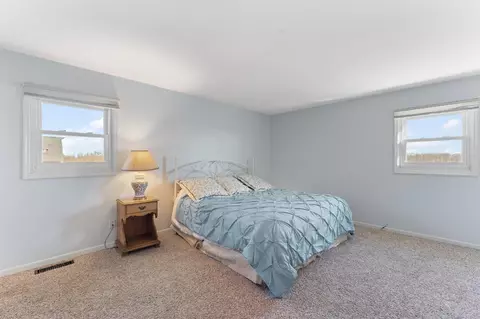 Bedroom - 1504 E 153rd Ave, Crown Point, IN 46307 photo 4 of 6
