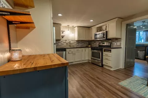 236 E Jackson St, Wheatfield, IN 46392 photo 16