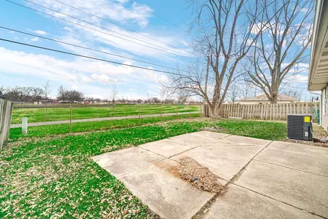 712 206th St, Dyer, IN 46311 photo 17
