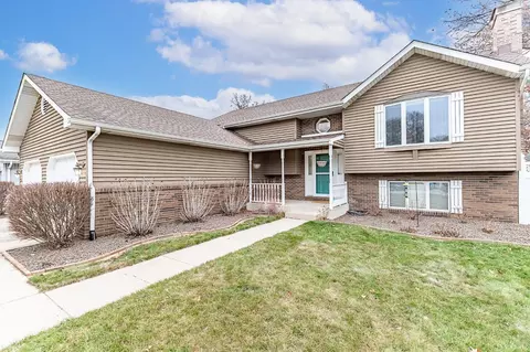 343 N Lillian St, Griffith, IN 46319 photo 1