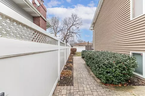 343 N Lillian St, Griffith, IN 46319 photo 29