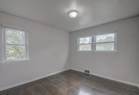 4346 E 11th Ave, Gary, IN 46403 photo 11