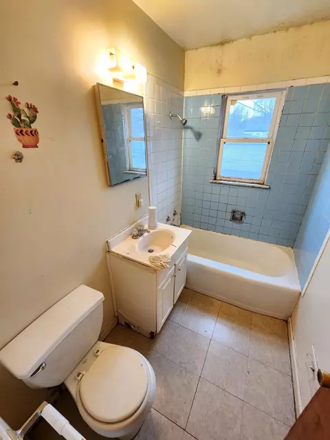 532 King St, Gary, IN 46406 photo 8