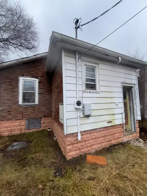 1532 Jackson St, Gary, IN 46407 photo 8
