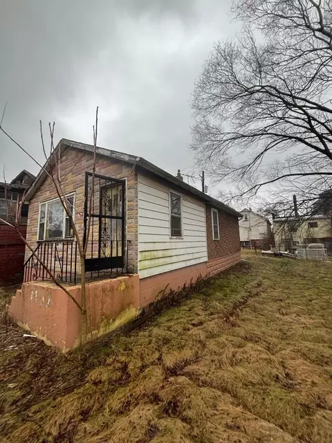 1532 Jackson St, Gary, IN 46407 photo 2