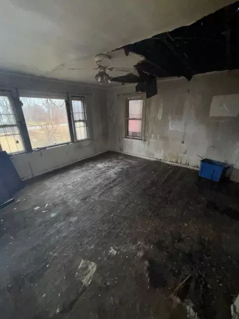 1532 Jackson St, Gary, IN 46407 photo 3