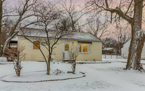 316 Maple St, Crown Point, IN 46307 photo 1