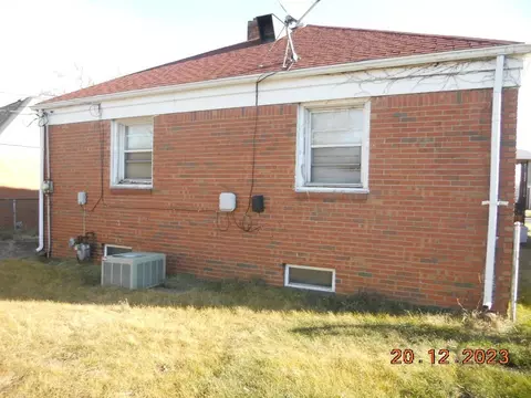 234 Arthur St, Gary, IN 46404 photo 5