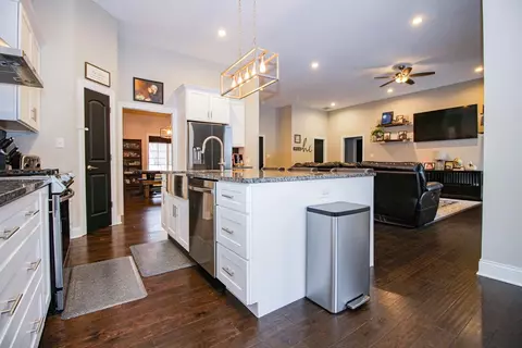 3054 Peacock Ln, Wheatfield, IN 46392 photo 13